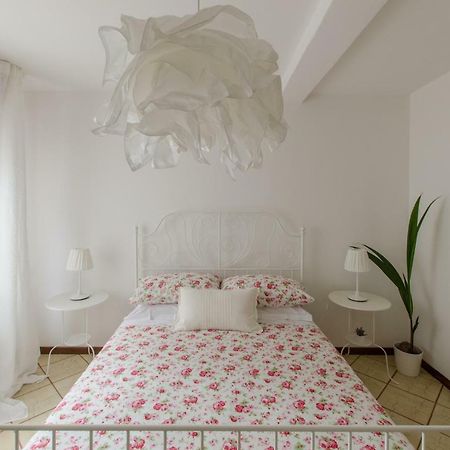 シルミオーネCasa Marisaアパートメント エクステリア 写真